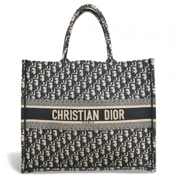 Christian Dior（クリスチャン・ディオール） ディオール ブックトート