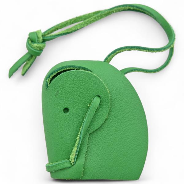 first-penguin_he3307ff