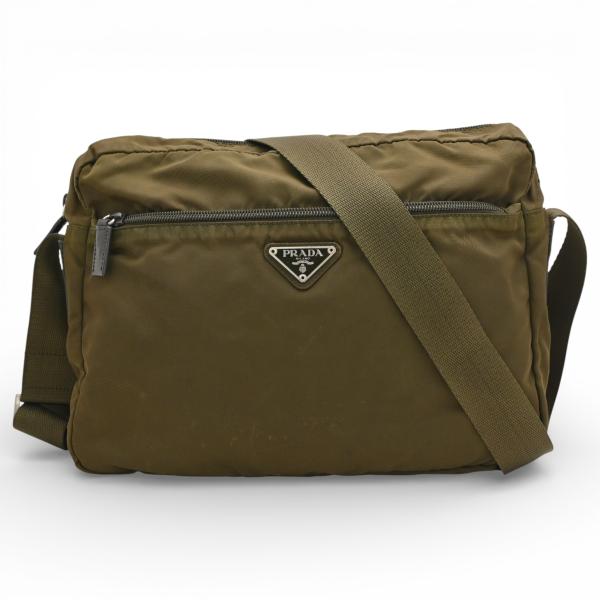 PRADA（プラダ） ロゴプレート テスートナイロン ショルダーバッグ