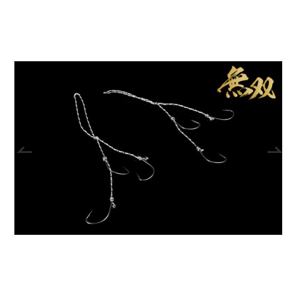 「ビンビンフック無双」は、「高いコンタクト性能を発揮するストレートポイントの針先により、低活性でなかなか口を使わない状況においてもアタリを絡め取りフッキングへ持ち込むことができます。