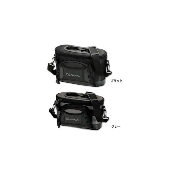 ウエストクリール 50(F)■サイズ(cm)：約13×32×21●魚を入れ易い大型投入口●取り外し可能なハードインナー構造で丸洗いOK●EVA発泡素材＋3mm厚発泡断熱シートの2重断熱構造●肩パッド付ショルダーベルト●ウェストベルト用ベルトループ