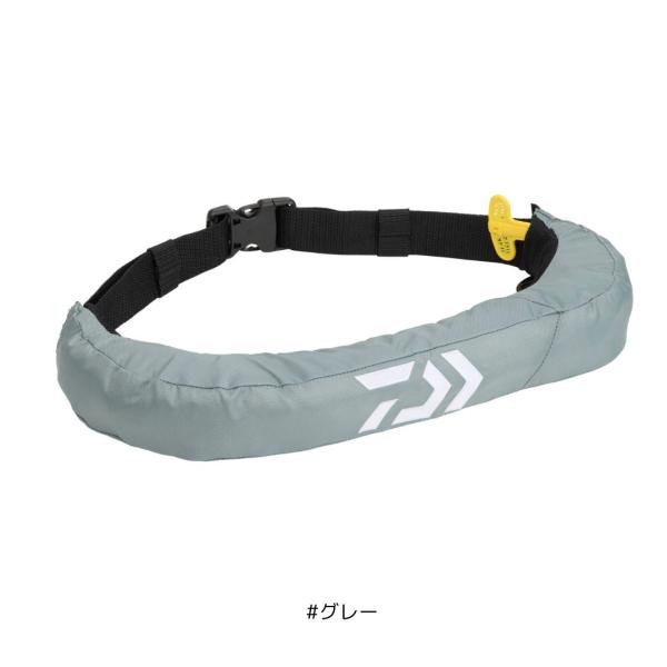 表地:ナイロン100% メッシュ部ポリエステル100％　気室:ナイロン100%（浮力:膨張時7.5kg/24時間以上）