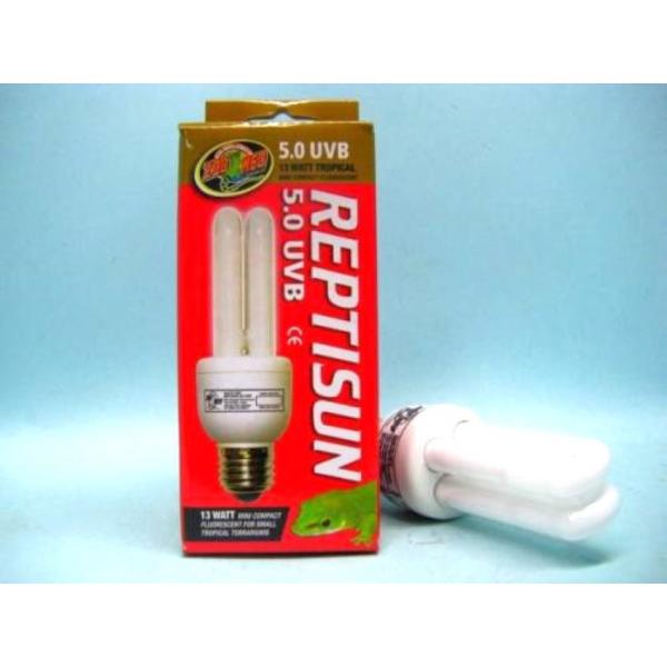 ・UVB高出力率5%により爬虫類の代謝性、骨疾患の予防及び治療を補助。・UVA出力率30%により爬虫類の食欲増進及び交配促進。・UVBを必要とする爬虫類及び両生類に最適!・口金…E26●UVB放射及びUVA放射は約1年持続します。ランプ購入...
