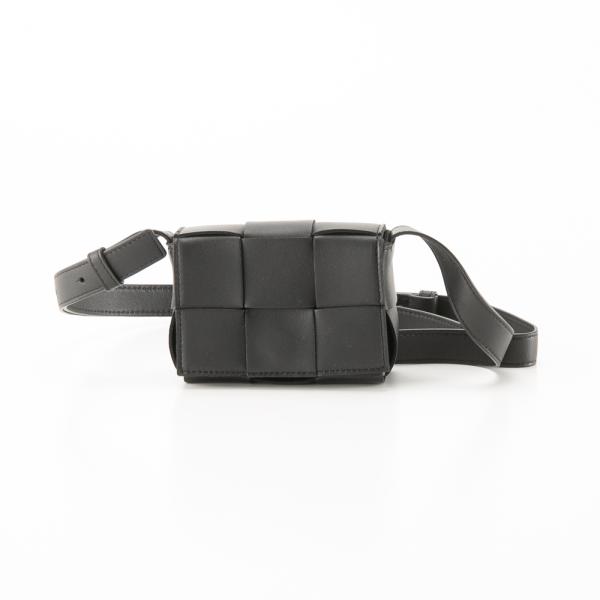 BOTTEGA VENETA（ボッテガ・ヴェネタ） マキシ イントレチャート