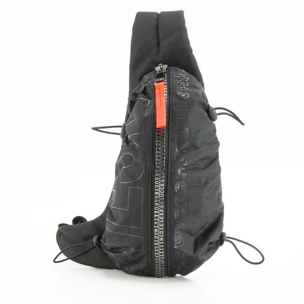 DIESEL(ディーゼル) ボディーバック X10054P6872 DIESEL（ディーゼル） ☆ ボディバッグ ZIP-D CROSSBODY X クロス
