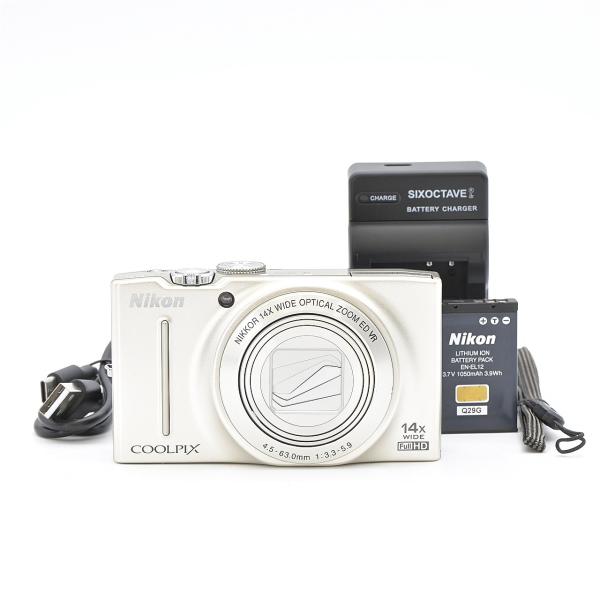 Nikon ニコン COOLPIX S8200 プラチナシルバー : フラッグシップカメラ