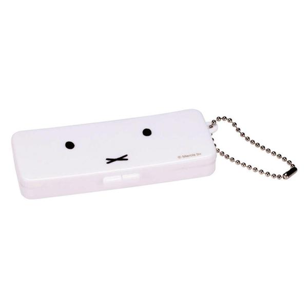 他サイト： 絆創膏ケース 綿棒 歯間ブラシ お薬入れ miffy ミッフィー SKATER スケーター 子供 携帯用 内寸96×36×10mm ボールチェーン付 625572-ZBMLC1 ◆メの商品画像