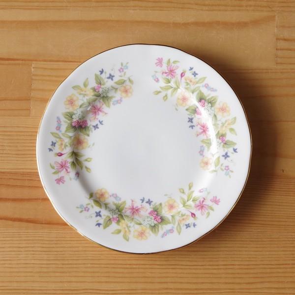 アンティーク 食器 コルクラフ レトロ オレンジ ピンク 花柄 デザートプレート ケーキ皿 16cm 1 4 Colclough Hedgerow Plate 16cm 1to4 Flohmarkt フローマルクト 通販 Yahoo ショッピング