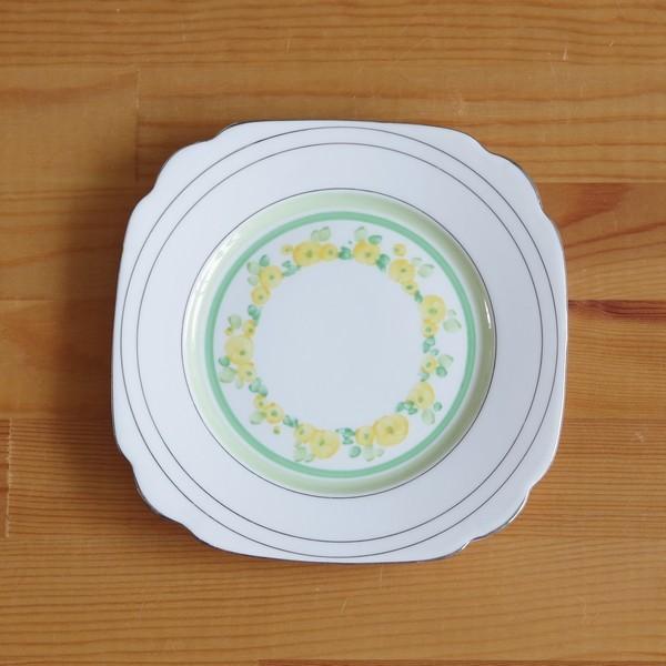 アンティーク食器 Standard スタンダード 黄色 手描き花柄 デザートプレート ケーキ皿 16cm 1 2 Standard Yellow Round Flower Plate 16cm 1and2 Flohmarkt フローマルクト 通販 Yahoo ショッピング