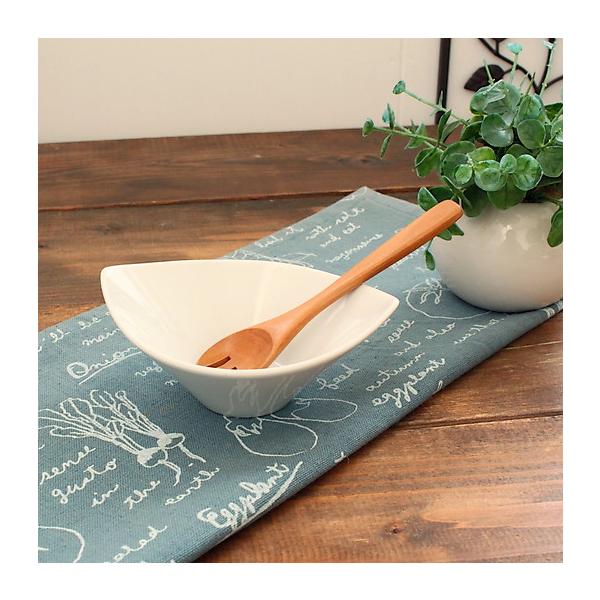 白いリーフボウル(洋食器 お皿 ボウル 小鉢 フルーツ 副菜 デザート 小付け カフェ食器 業務用 業務用食器 アウトレット 訳あり 多治見美濃焼 日本製T)