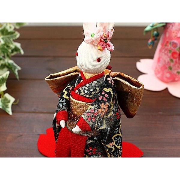 送料無料 凛香立ち人形 華兎 黒 曲名 桜坂 インテリア オルゴール 人形 雑貨 置物 プレゼント お土産 贈り物 出産祝い 誕生祝 敬老の日 父の日 母の日 日本製 売れ筋 Bis Com Co