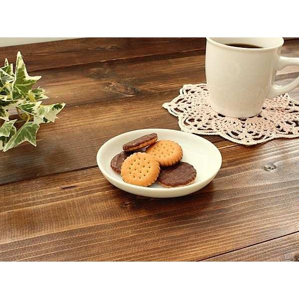 ホワイト楕円小皿 洋食器 お皿 プレート 小皿 取り皿 小皿 醤油皿 デザート デザートプレート ケーキ皿 白い食器 アウトレット 多治見美濃焼 日本製 X2 48 0038 Flower May 通販 Yahoo ショッピング