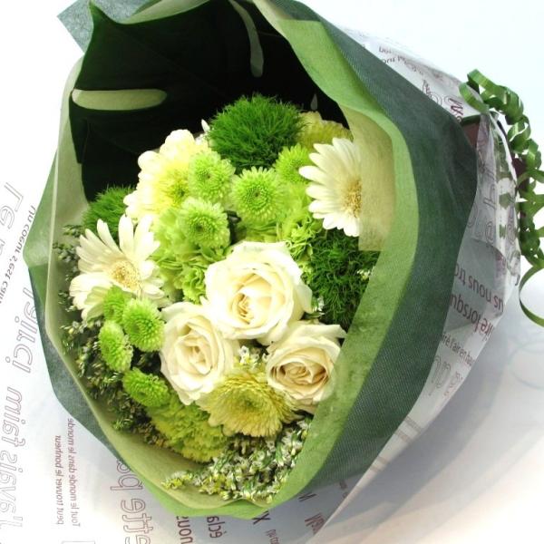 誕生日プレゼント 花束 おまかせラウンドブーケ 白グリーン系 Buyee Buyee Japanese Proxy Service Buy From Japan Bot Online