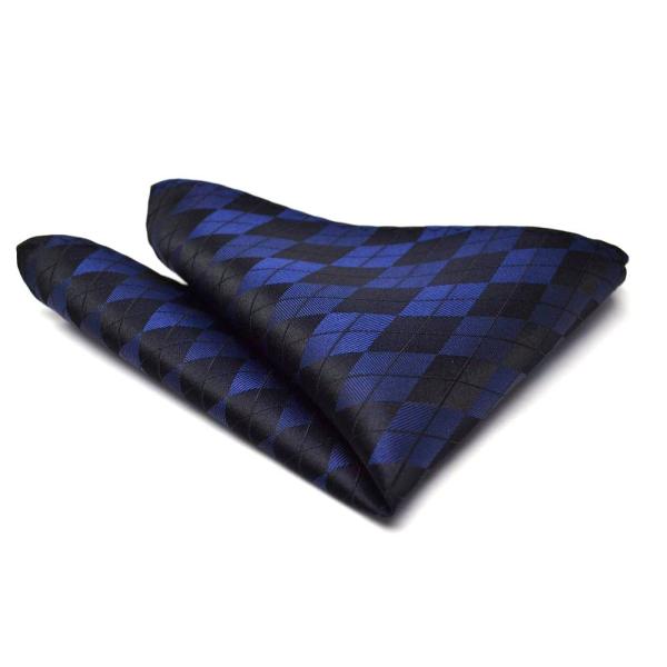 【20代/30代/40代/50代/60代】サイズ約23.5cmの正方形　　　　　材　質シルク１００％色ネイビー、ブラック、アーガイル柄商品説明写真と多少の色の異なりはご了承下さい。 ポイント利用