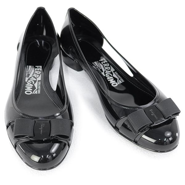 別倉庫からの配送】 Salvatore Ferragamoヴァラ ダブルリボン パンプス