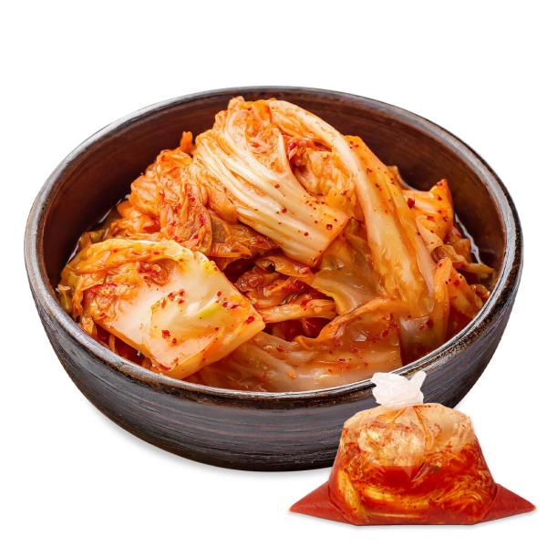 ■商品名：アジン ポギキムチ■内容量：5kg(×1袋)■原材料：漬け白菜（白菜、食塩）、大根、水飴、イワシエキス、唐辛子パウダー、にんにく、砂糖、玉ねぎ、長ネギ、ニラ、食塩、生姜、青梅エキス、昆布エキス、エビ塩辛、L-グルタミン酸Na、キサ...