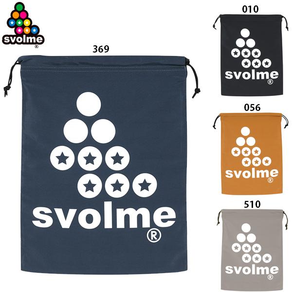 スボルメロゴ定番のシューズ袋。【素材】タフタ/ポリエステル100%【カラー】010：ブラック056：ディープゴールド369：ウォッシュネイビー510：グレージュ【サイズ】42×32cm【発売時期】2023年秋冬