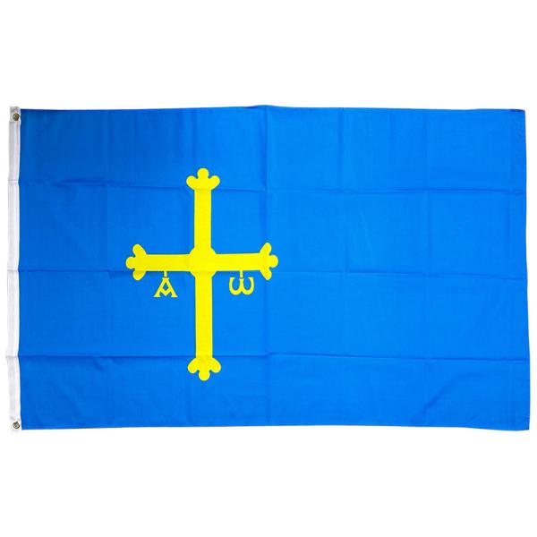 サイズ：90×150cm素材：ポリエステルフェルナンド・アロンソの出身地アストゥリアス州のフラッグです。チーム観戦必須アイテム！振っても、羽織ってもOK♪フラッグ端上下にリング穴あり。棒・紐は付属しません。