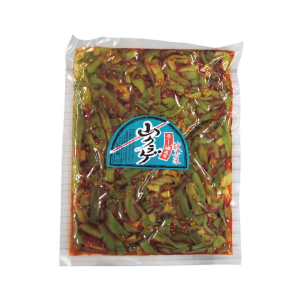 ごはんのおともにコリコリ食感がたまらない♪◎ ラー油のピリ辛な味わい◎ コリコリ食感がクセになる◎ あたたかいご飯やお酒のおともに！山クラゲとは、ステムレタスという野菜を乾燥させてできたもので、献上菜、茎レタスなど様々な呼び名があるのが特徴...