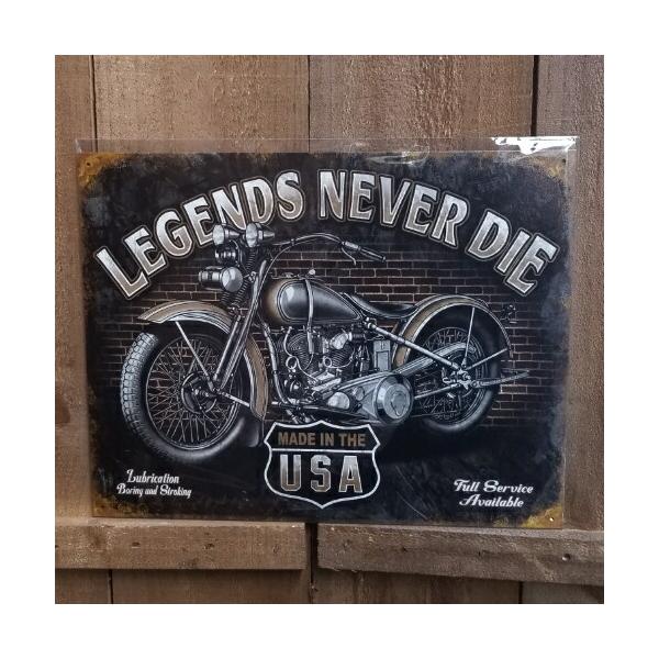 1930年式ハーレー・ダビッドソン アンティーク風ブリキ看板です。 お部屋やガレージのインテリアに最高ですよ【ブリキ看板・サインボード】日本では、ブリキ看板と呼ばれることが多いですが、アメリカでは TIN PLATE. SIGN BOARD...