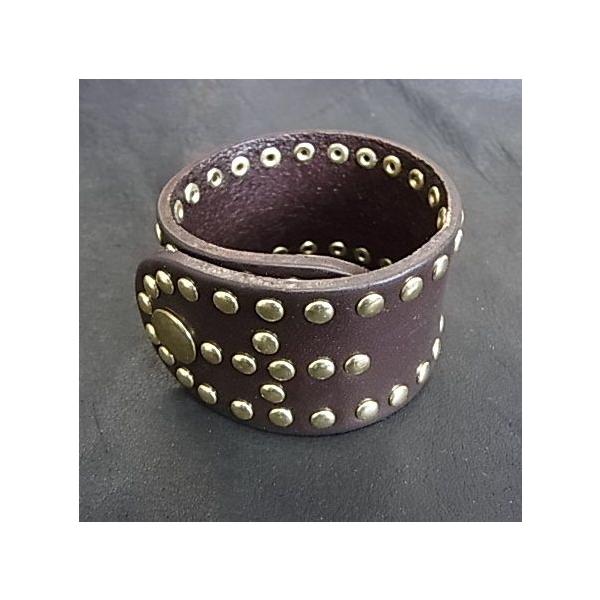 A.F.P. スタッズ付きレザーリストバンド A.F.P. スタッズ付きレザーリストバンド