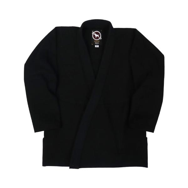 [Release date: December 16, 2025]格闘技ブランドBull Terrierから、無地でシンプルなカスタマイズに適した「Ultra Light ZeroR」モデルが登場。ジャケットに390gsmパールウィーブ生地...