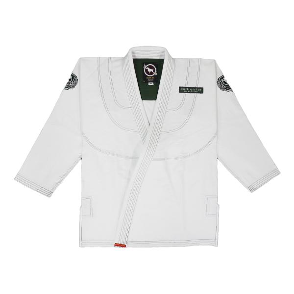 [Release date: September 10, 2025]格闘技ブランドBull Terrierの軽くてシンプルで手ごろなコストパフォーマンスに優れ、IBJJF新ルールにも適合した「スーパーライトMG」モデルの柔術着。ジャケットに...