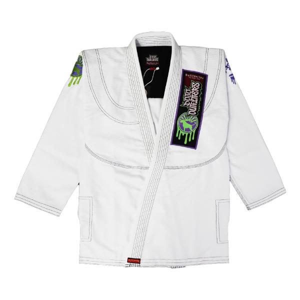 [Release date: June 17, 2025]アメリカ・オレゴン州ポートランド発の格闘技ブランドDojo Outfittersとブルテリアのコラボモデル柔術衣セカンドモデルジャケットに軽さと丈夫さを兼ね備えた450gsmのパール...