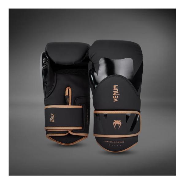 Venum Challenger 4.0は、ベストセラーVenum Challengerシリーズの最新進化版です。ボクシング、キックボクシング、ムエタイ用にデザインされたVenum Challenger 4.0 ボクシンググローブは、通常の...