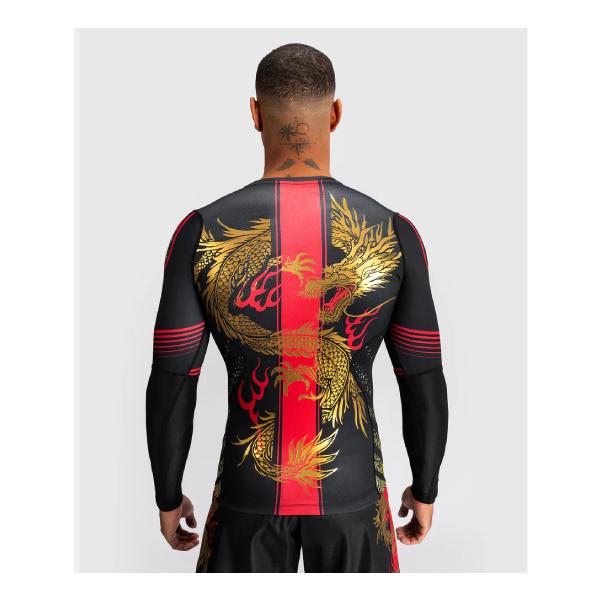 [Release date: December 20, 2024]「運命との出会い」：Venum x TEKKEN 8は、ミシマ血統の悲劇的な物語と父と息子の壮絶な対決を描いた最新作「TEKKEN 8」の発売を祝うために作られたパフォーマン...