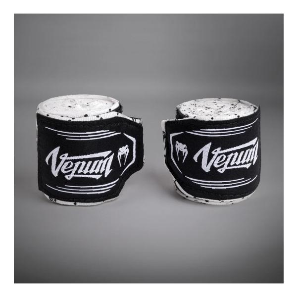 格闘技の必需品 - 色彩豊かに。ヴェヌムのハンドラップは、弾力性のあるコットンで作られており、ちょうど良い伸縮性を提供します。親指のループとフック＆ループの留め具がしっかりとした巻きつきを提供し、次のストライクに集中できます。ブラックとホワ...