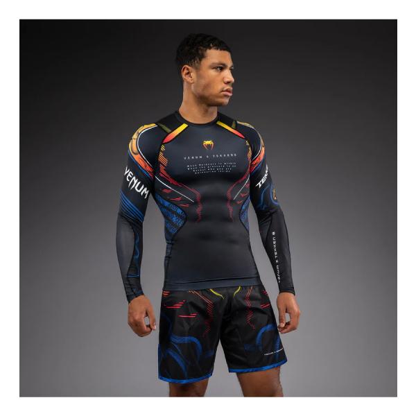 [Release date: January 13, 2026]「拳が運命と交わる」：VENUM x TEKKEN 8は、格闘ゲームの金字塔『鉄拳8』とコラボした本格格闘技ギア＆アパレルコレクションです。三島家の悲劇的な血筋と、世界を揺るが...