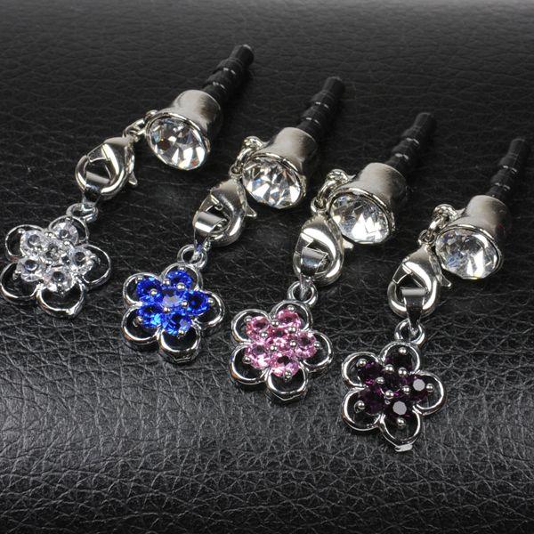 ★イヤホンジャック アクセサリー  スマートフォンなどのイヤホンジャックに差し込み、水やホコリからジャックを保護！ 【カラー】ご希望のカラーをお選びください。【サイズ】●直径約3.5mmのジャックに対応 　本体(ストーン)：約9mm 　チャ...