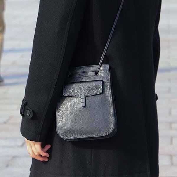 TOMOE UTILITY UBS 2way レザー ショルダーバッグ ネイビー TOMOE 2WAYショルダーバッグS トモエ UTILITY UBS ユニセックス