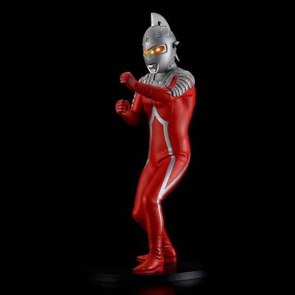 新品 海洋堂 キャラクタークラシックス X-TREME- ウルトラセブン