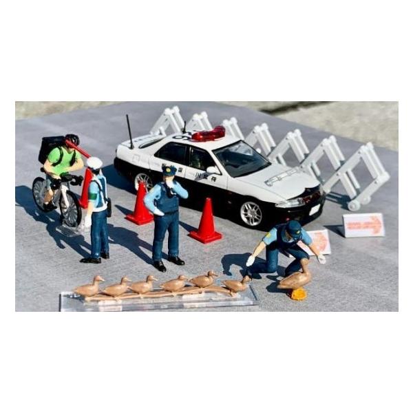 新品 トミーテック ジオコレ64 #カースナップ16a 警察 321590