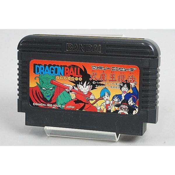 ハード：　ファミコン【商品状態】・中古品です。ソフトに経年によるキズや汚れ（ラベル含む）がございます。裏面ラベルには黄変がございます。・動作は確認済みです。端子部は簡易クリーニングしております。・※ディスプレイで使用している台座は付属しませ...