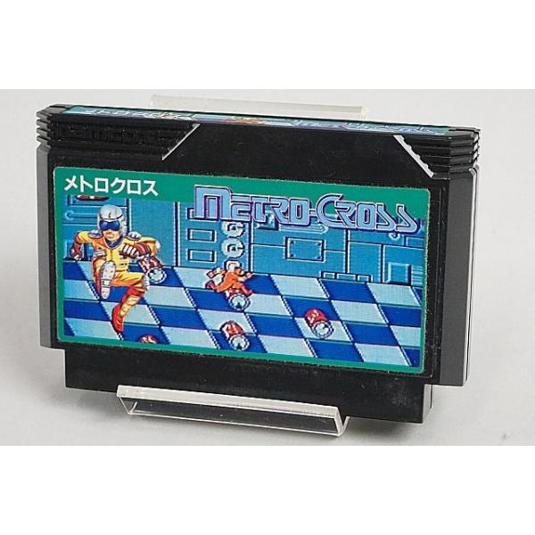 ハード：　ファミコン【商品状態】・中古品です。ソフトに経年によるキズや汚れ（ラベル含む）がございます。・ラベル面に剥がれや黄変がございます。・動作は確認済みです。端子部は簡易クリーニングしております。・※ディスプレイで使用している台座は付属...