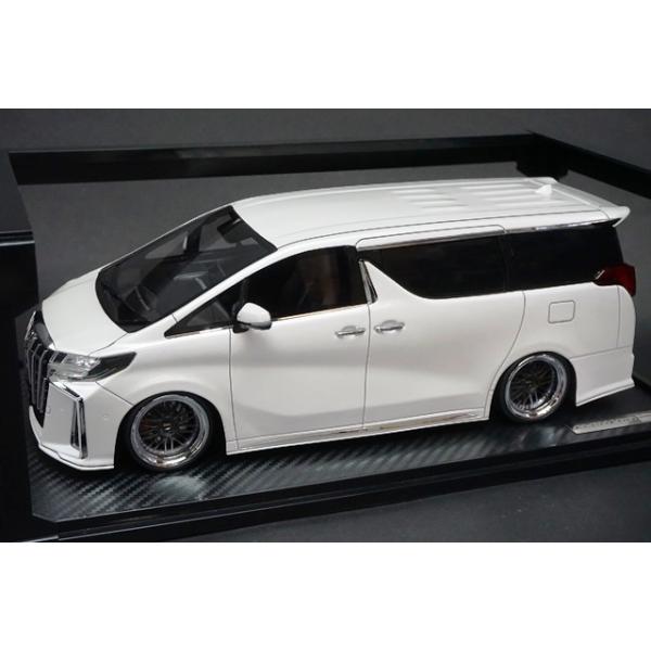 アルファード エグゼクティブラウンジ S 1/18 イグニッションモデル