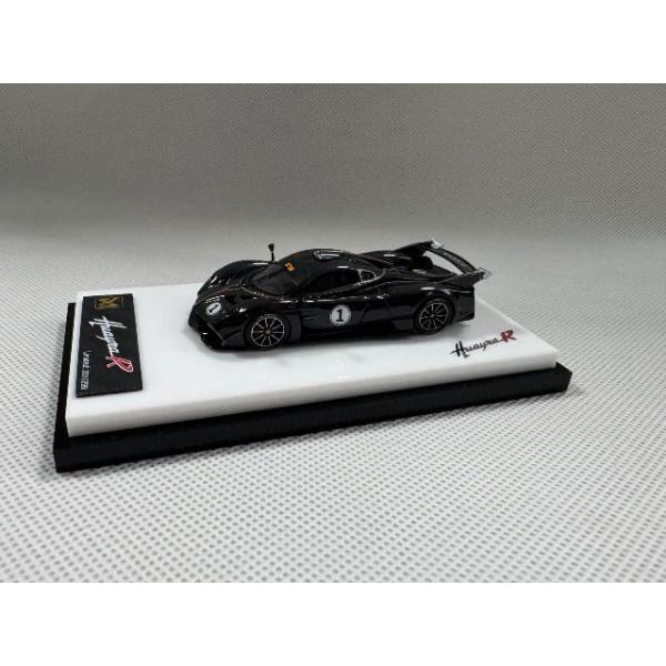 DMY 1/64 パガーニ ウアイラR DMY Pagani Huayra R • DiecastSociety.com