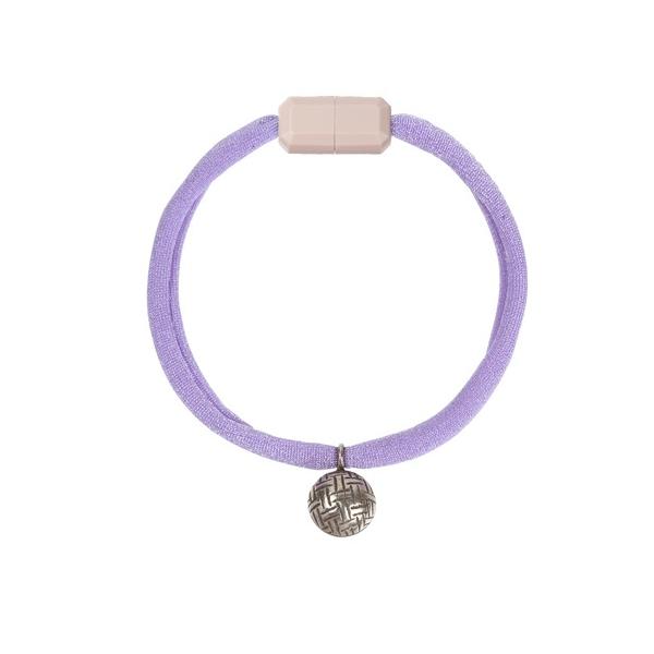 ＜猫ちゃんの居場所をやさしい「音色」でおしらせします＞ シルバー製の鈴を使用した、ちょっと贅沢な猫用首輪です。 手作りで製作しているカレンシルバーの鈴は純度95％以上の銀製です。ちょっと贅沢な鈴はやさしい音色がします。どんな動きにもフィット...