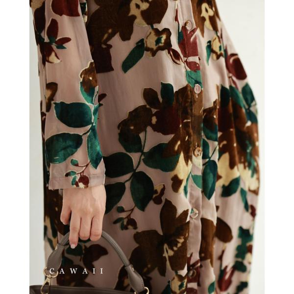 再入荷11月1日 ベロア調の花が浮かぶシャツミディアムワンピース cawaii w60906ps S~M対応 長袖 シャツワンピース  透け感 花柄 ベージュ オシャレ 個性的 大人可愛い エレガント 上品 秋服 秋物 冬服 冬物 羽織り レディース ファッション ミセス 30代 40代 50代 SからM対応 ベロア調の花が浮かぶシャツミディアムワンピース : CAWAII