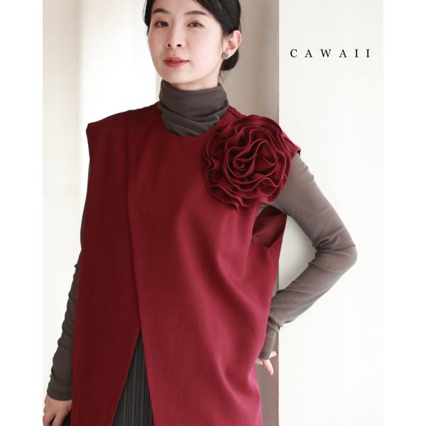 再入荷8月14日 心に咲く大輪の花のスリットカットソートップス cawaii w60941ps S~3L対応 春 秋 冬 日常使い 重ね着 羽織り風 エレガント おしゃれ ベスト レイヤード レッド レディース ファッション 大人 ママ ミセス 30代 40代 50代 Sから3L対応 心に咲く大輪の花のスリットカットソートップス : CAWAII