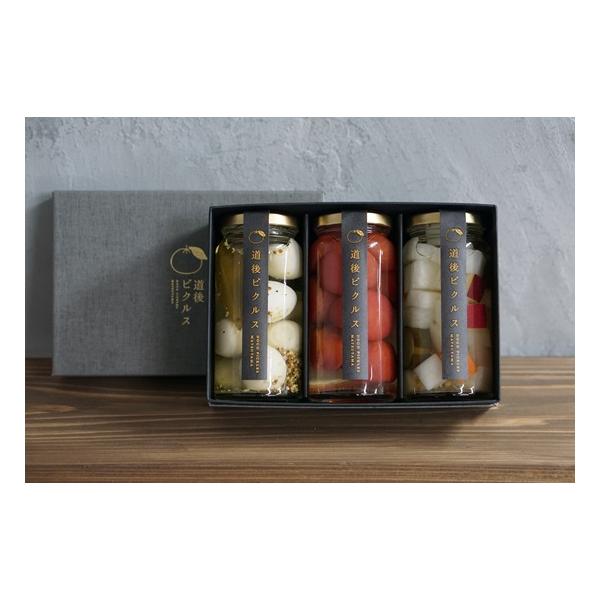 新鮮野菜を、最後の1滴まで飲み干してしまうくらい美味しいピクルス液に漬け込みました。具材を食べ終わったら、ピクルス液は炭酸割りにして飲んでいただいたり、ドレッシングにもお使いいただけ、最後の1滴まで味わっていただけます。　詰め合わせ内容　和...