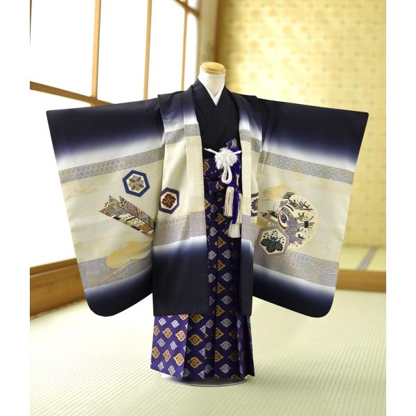 【商品番号：m753-51133】【商品名：黒タカに黄金松】【七五三5才男の子】★適正サイズ：身長:107cm〜120cm-----------------------------------------------ご注文前に下記【予約状況...