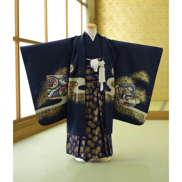 【商品番号：m753-5179】【商品名：紺富士にカブト】【七五三5才男の子】★適正サイズ：身長:107cm〜120cm-----------------------------------------------ご注文前に下記【予約状況】...