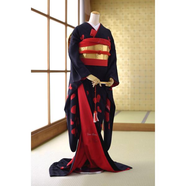 【値下げ】黒引き振袖一式　シェーナドゥーノ　神田うの　ハート柄　花嫁衣装　振袖 レンタル 引き振袖 黒 神田うのプロデュース シェーナドゥーノ