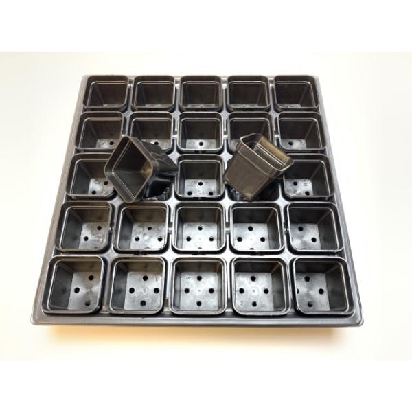1.7号プラ鉢ぴったり整理トレイ-薄(ソフト)＋1.7号四角プラ鉢-黒