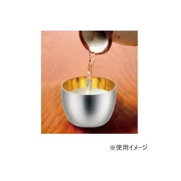 世界有数の金属加工で知られる新潟県燕市で誕生した逸品。24金メッキを使用することで、金属臭がなく口当たりもよく、お酒本来の芳醇な味わいを堪能していただけます。また、殺菌・抗菌性に優れています。