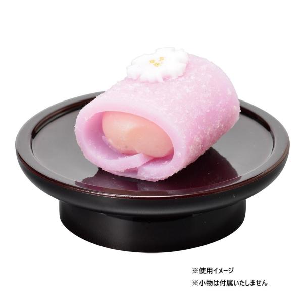 お供えに便利なイミテーションのお菓子です。